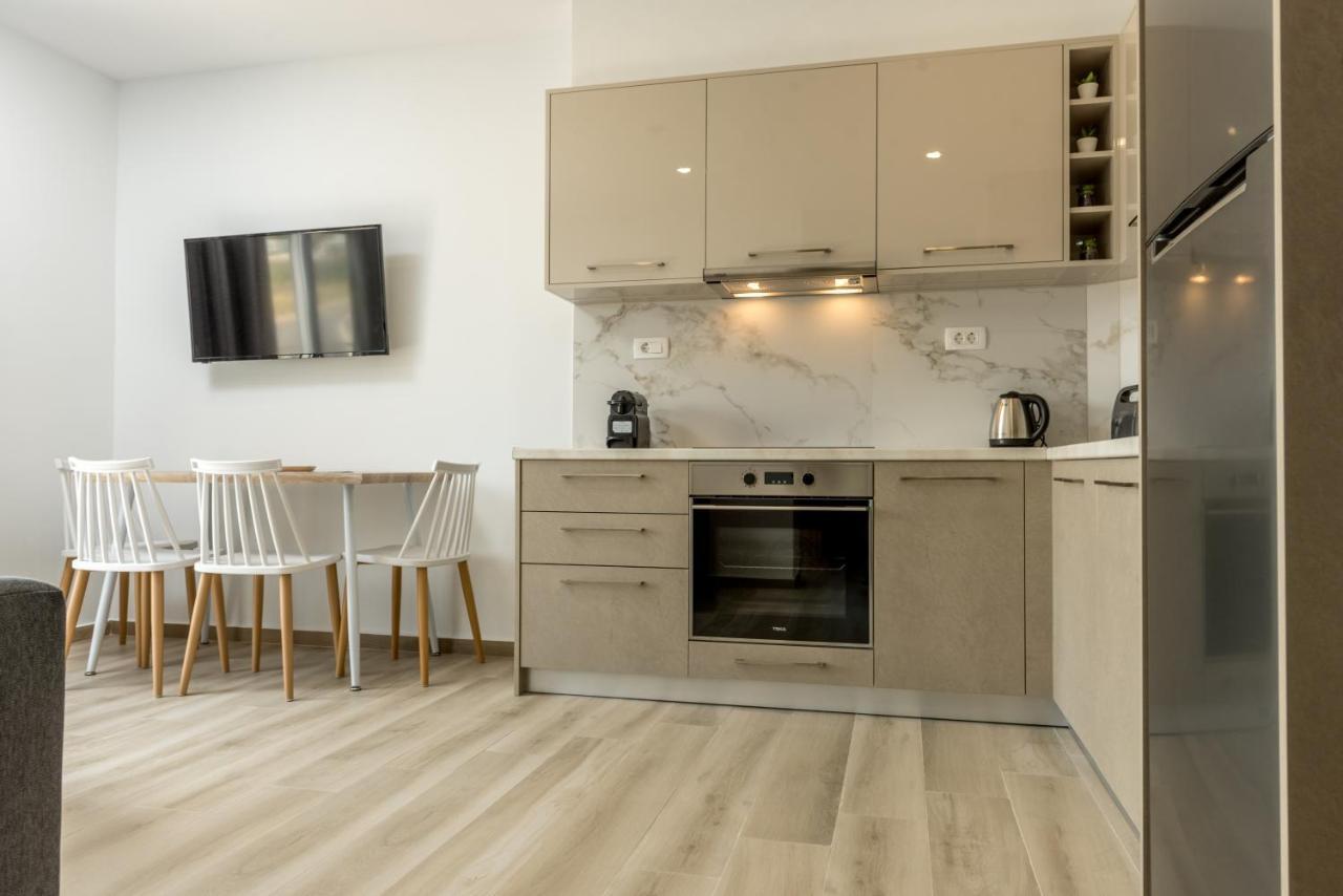 Allview Apartment